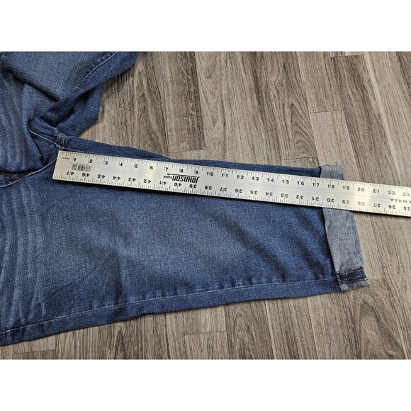 (3/$35) Levis Bermuda Shorts Womens 14 Mid Rise Rolled Cuff Relaxed Denim Casual - Picture 11 of 13